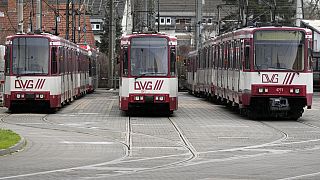 Des tramways à l'arrêt à Duisbourg, en Allemagne (27/03/23)