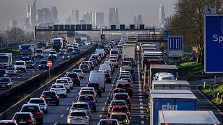 Le nouveau règlement imposera une réduction de 100 % des émissions de CO2 aux voitures vendues dans l'UE après 2035