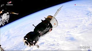 Das Sojus-Raumschiff im All, 28. März 2023