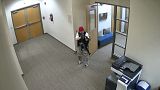 Az iskolai kamera felvétele az elkövetőről