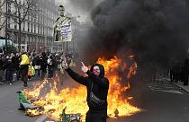 Os protestos têm varrido toda a França