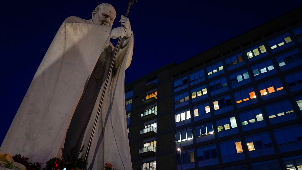 Religion : le pape François hospitalisé à Rome pour une infection respiratoire