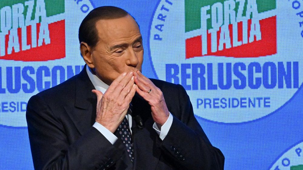 Entre business et scandales politiques à répétition, la vie de l'infatigable Silvio Berlusconi