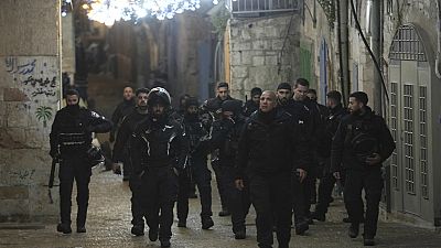 دورية للشرطة الإسرائلية في البلدة القديمة عقب حادثة إطلاق النار