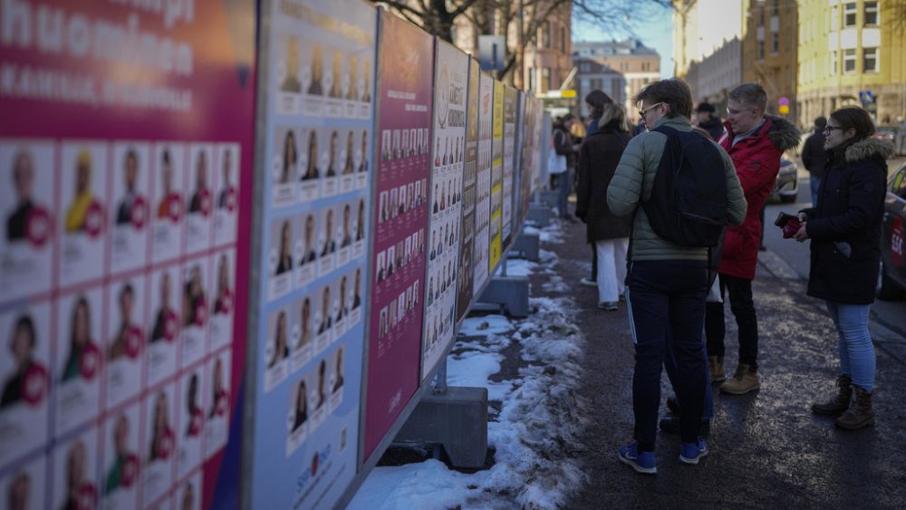 Tight contest expected as polls open in Finland