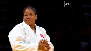 En su camino a la victoria, la judoka turca Kayra Sayit superó a la vigente campeona del mundo, Romane Dicko, en cuartos de final y a la serbia Zabic.