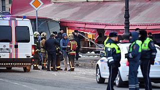 На месте взрыва в кафе Санкт-Петербурга "Street Food Bar №1" на Университетской набережной Васильевского острова
