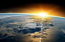 Forscher wollen Sonnenlicht ins All reflektieren, um die Erde abzukühlen