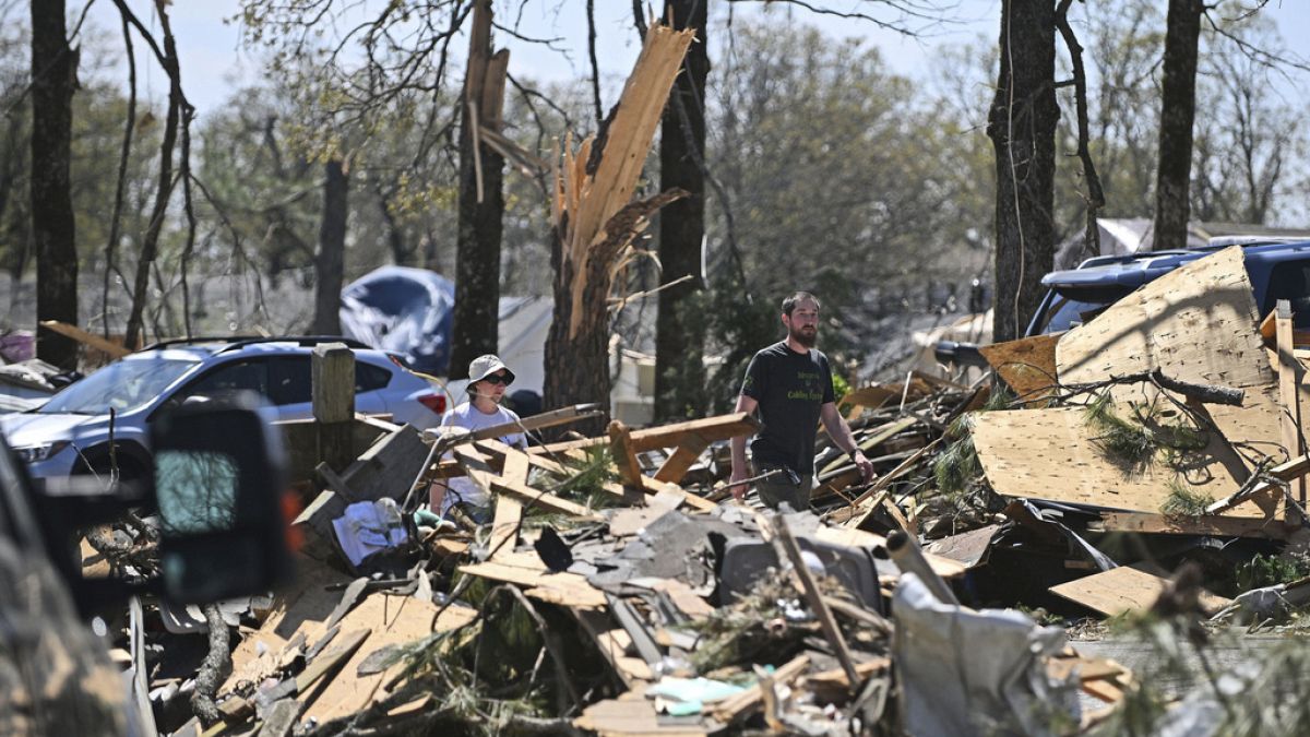 Zerstörung in Arkansas nach Tornados im Mittleren Westen der USA 