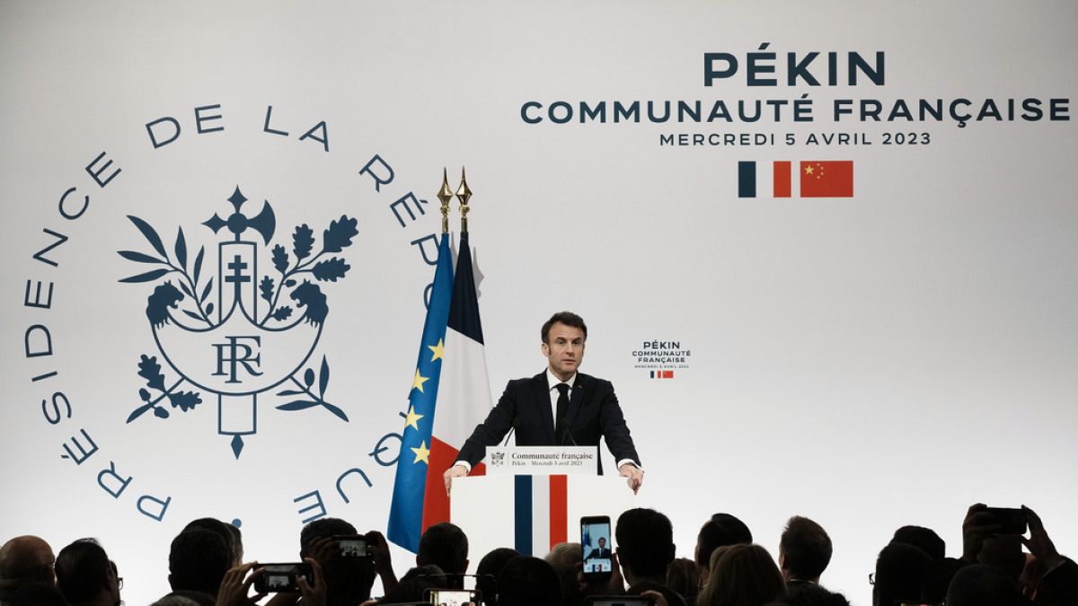 El presidente francés, Emmanuel Macron, durante su discurso este miércoles en Pekín
