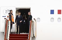 Macron à chegada a Pequim
