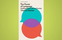 "Die Macht der Sprache" von Viorica Marian untersucht, wie sich die Mehrsprachigkeit auf den Geist und die Gesellschaft auswirkt.  