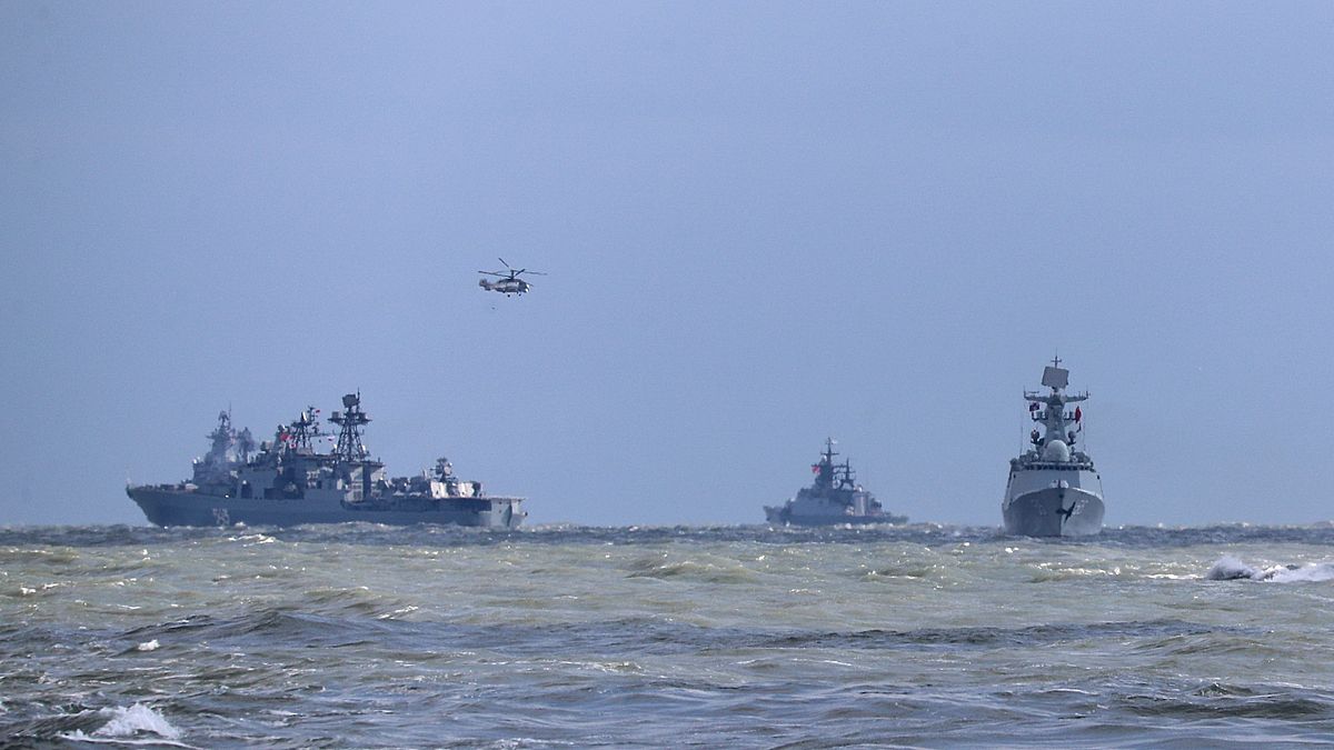 Çin savaş gemisi 