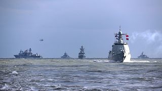 سفن حربية تابعة للبحريتين الصينية والروسية خلال تدريبات عسكرية مشتركة [أرشيف] 