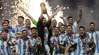 المنتخب الأرجنتيني يحتل المركز الأول في ترتيب الفيفا بعد تتويجه بلقب مونديال قطر 2022 للمرة الثالثة في تاريخه.