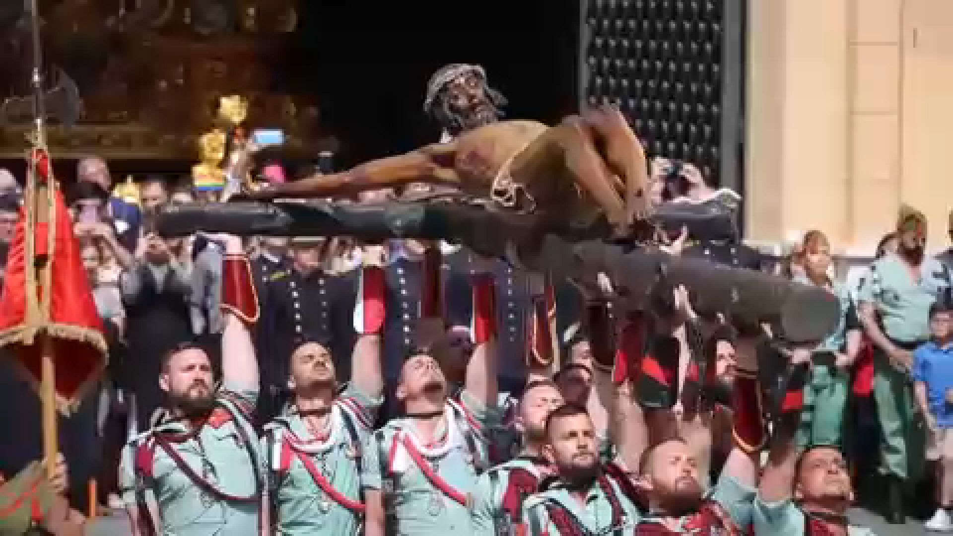 Veterano miembro de la legión española durante la Semana Santa, la