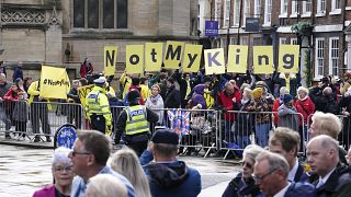 Protestos anti-monarquia no Reino Unido 
