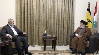 زعيم حزب الله حسن نصر الله يلتقي بإسماعيل هنية، زعيم حركة حماس الفلسطينية، في بيروت، لبنان، الثلاثاء 29 يونيو 2021.