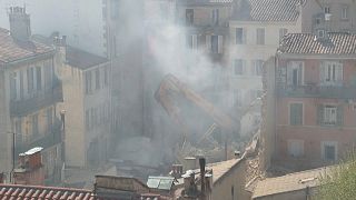 Operaciones de rescate en el edificio derrumbado en Marsella, Francia
