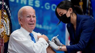 Joe Biden koronavírus elleni oltást kap 2022. októberében