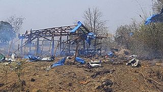 غارة جوية في قرية بازيغي في بلدة كانبالو بمنطقة ساغاينغ في ميانمار، الثلاثاء 11 أبريل/ نيسان 2023