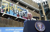 Biden bei seiner Ansprache an der Ulster Universität in der nordirischen Hauptstadt Belfast