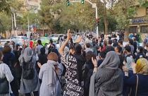Manifestação anti-governamental no Irão