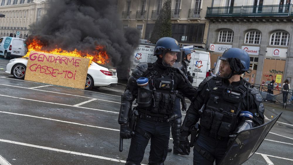 Réforme des retraites en France : nouvelles violences à Rennes lors d'une manifestation régionale