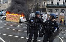 Protestos violentos em Rennes