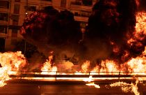 Explosão de bombas na celebração pascal da Páscoa Ortodoxa em Atenas