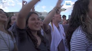 Junge Christen in Spanien bei einem Popkonzert