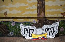 Kolombiya'da cumhurbaşkanlığı seçimini kazanan sol görüşlü Gustavo Petro, iktidara geldiğinde ülkede topyekun barış politikası uygulayacağı vaadinde bulunmuştu