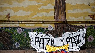 Kolombiya'da cumhurbaşkanlığı seçimini kazanan sol görüşlü Gustavo Petro, iktidara geldiğinde ülkede topyekun barış politikası uygulayacağı vaadinde bulunmuştu