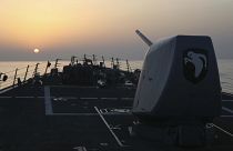 در این عکس که توسط نیروی دریایی ایالات متحده ارائه شده است، کشتی  یو‌اس‌اس میلیوس در روز یکشنبه، ۱۶ آوریل ۲۰۲۳، ترانزیت معمولی از تنگه تایوان را انجام می‌دهد.