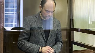 Wladimir Kara-Mursa in einem Moskauer Gerichtssaal während der Urteilsverkündung 