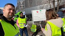 Striking workers belonging to the LO trade union, in Oslo, 17 April 2023