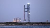 La fusée Starship sur son pas de tir de la base spatiale Starbase, au Texas, le 17 avril 2023.