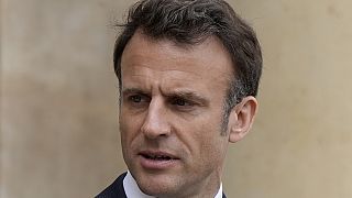 Emmanuel Macron no consigue aplacar la indignación social
