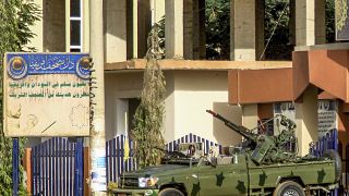 Fighting intensifies in Sudanese capital Khartoum with over a 100 civilians dead