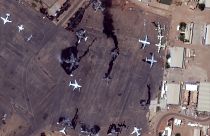 Сожженные самолеты в аэропорту Хартума