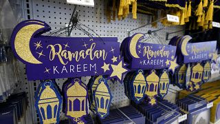 بيع زينة رمضان في ديربورن الأمريكية