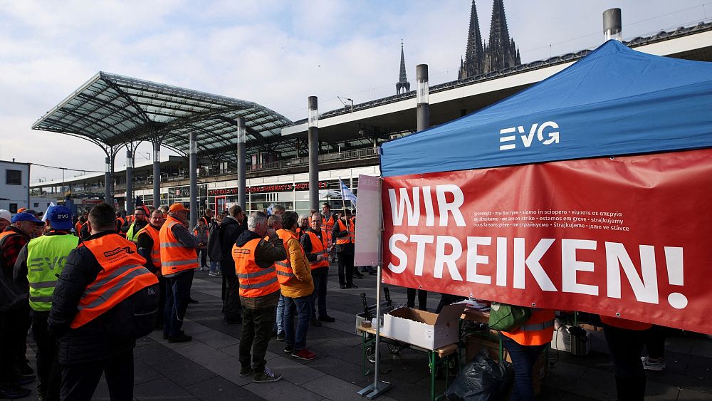 German airports empty as strike leads to cancelled flights and trains