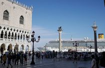 Navios de cruzeiro foram impedidos de atracar no centro histórico de Veneza