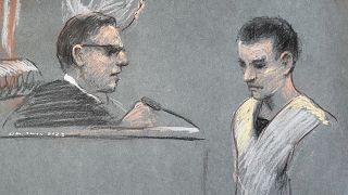 المتهم بتسريب الوثائق السرية، جاك تيشيرا، أثناء مثوله أمام محكمة فدرالية يوم 14 نيسان / ابريل