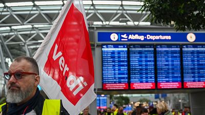 إضراب أفراد الأمن بمطار دوسلدورف