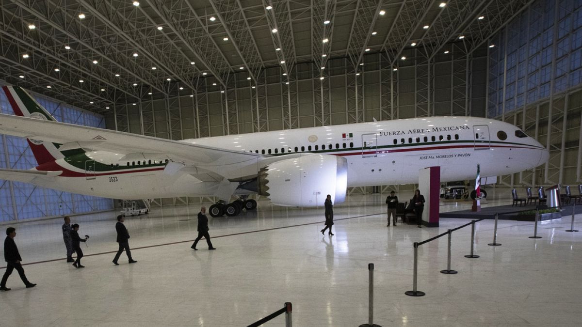 Meksika cumhurbaşkanlığı makam uçağı