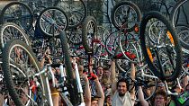 Cerca de 15 mil ciclistas circularam pela capital húngara este sábado
