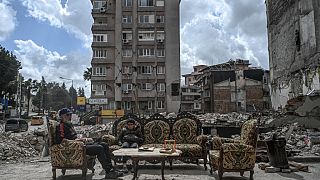 & Şubat Kahramanmaraş depremlerinin ardından yüzbinlerce bina yıkıldı ya da oturulamaz hale geldi