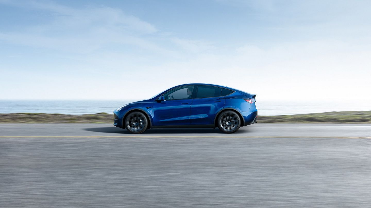 Tesla Model Y Visits German Autobahn, Goes For A Silent Top Speed