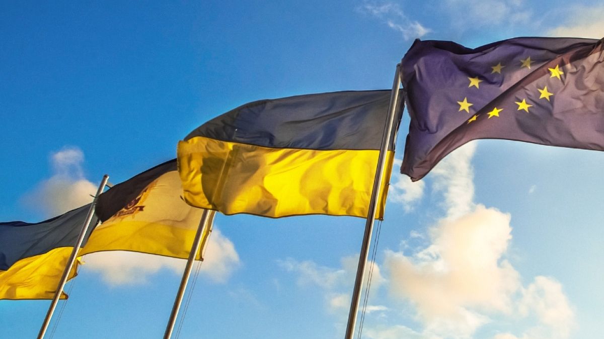 EU and Ukrainian flags